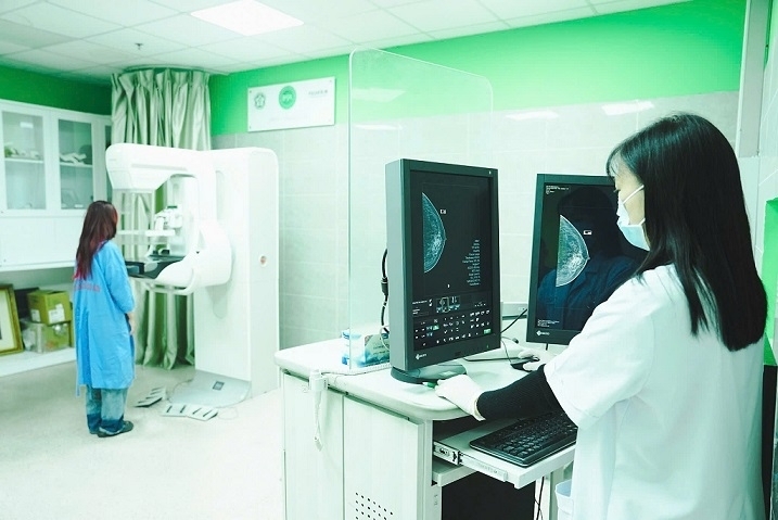 Các phương pháp chẩn đoán chuyên sâu đã phát hiện dấu hiệu bất thường nằm sâu trong mô tuyến vú.