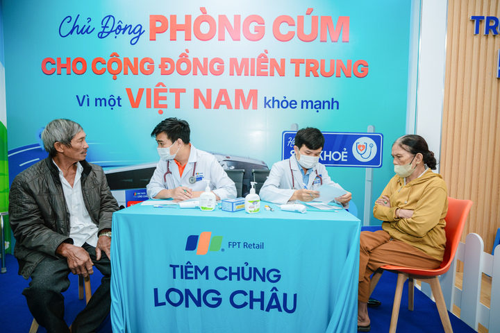 Tiêm phòng định kỳ là biện pháp phòng ngừa chủ động hiệu quả hàng đầu.