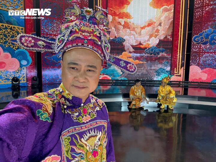 Tiểu phẩm "Táo quân" nằm trong chương trình kỷ niệm 30 năm VTV phát sóng chương trình đầu tiên.