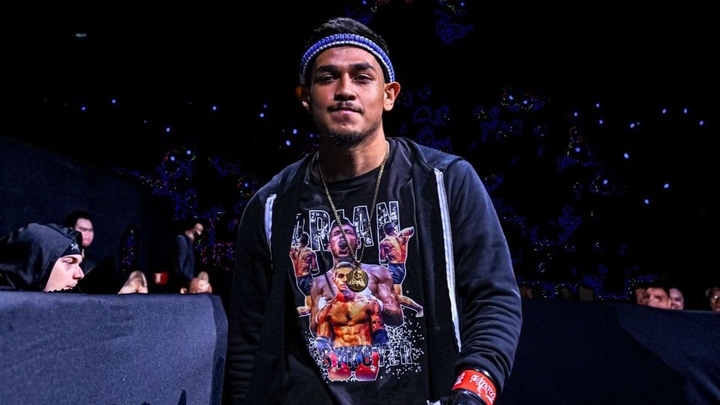 Arian Esparza tự tin sẽ thắng trước Apichat Farm