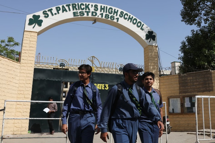 Các trường học tại Pakistan tạm thời đóng cửa để tiết kiệm năng lượng. (Ảnh: Akhtar Soomro/Reuters)