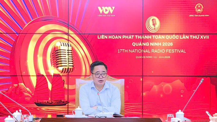 Phó Tổng Giám đốc VOV Phạm Mạnh Hùng yêu cầu các đơn vị tập trung cao độ, chuẩn bị kỹ lưỡng từ công tác hậu cần, tổ chức đến chấm giải, nhằm đảm bảo Liên hoan diễn ra chuyên nghiệp, hiệu quả.