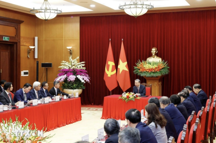Tổng Bí thư Tô Lâm tiếp lãnh đạo của hơn 40 tập đoàn, doanh nghiệp quốc tế lớn là thành viên của Hội đồng Kinh doanh Châu Á. (Nguồn: TTXVN)