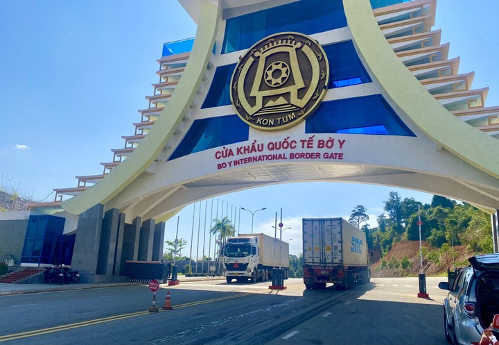 Cửa khẩu Quốc tế Bờ Y. (Ảnh: Đ.B)