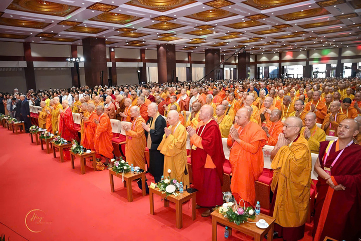 Tôn sư Thamthog Rinpoche tại Đại lễ Phật đản Vesak 2025