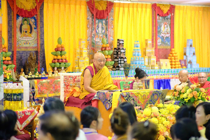 Một buổi chia sẻ Phật pháp của Tôn sư Tôn sư Thamthog Rinpoche tại Việt Nam năm 2025