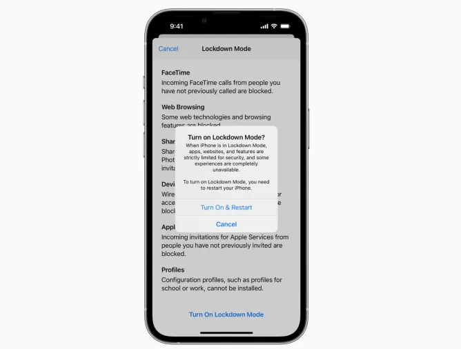 Giao diện Lockdown Mode trên iPhone - lớp bảo vệ chống spyware của Apple. (Nguồn: Apple)
