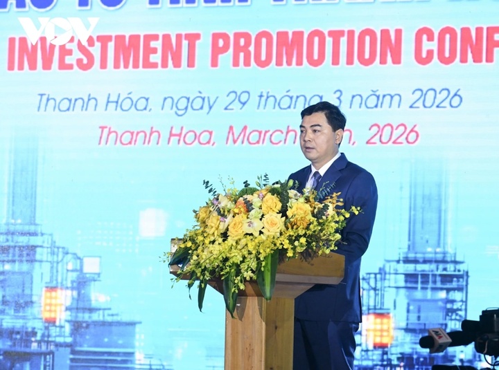 Chủ tịch UBND tỉnh Thanh Hóa Nguyễn Hoài Anh phát biểu tại Hội nghị.