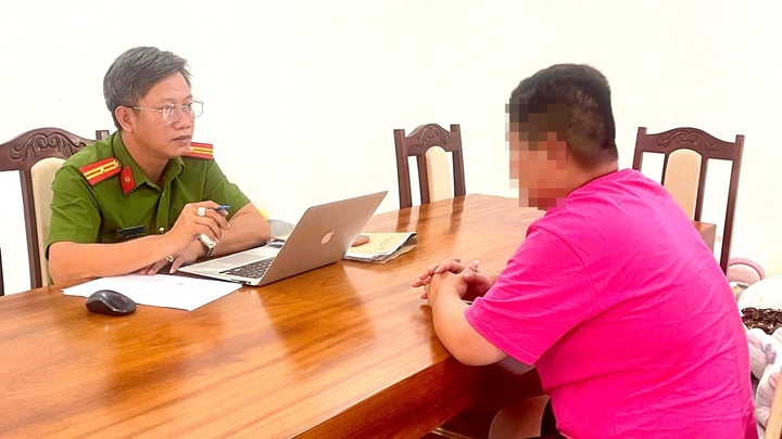 Cơ quan Cảnh sát điều tra làm việc với từng đối tượng.