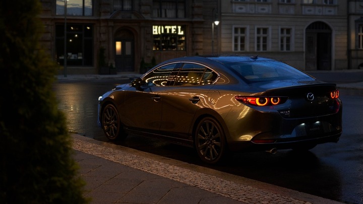 Bảng giá xe Mazda3 mới nhất tháng 4/2026 - 2