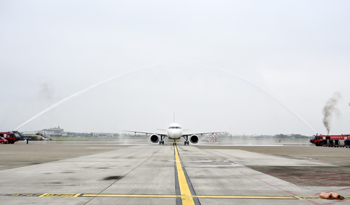 Khách quốc tế ấn tượng với dịch vụ của Sun PhuQuoc Airways - 2