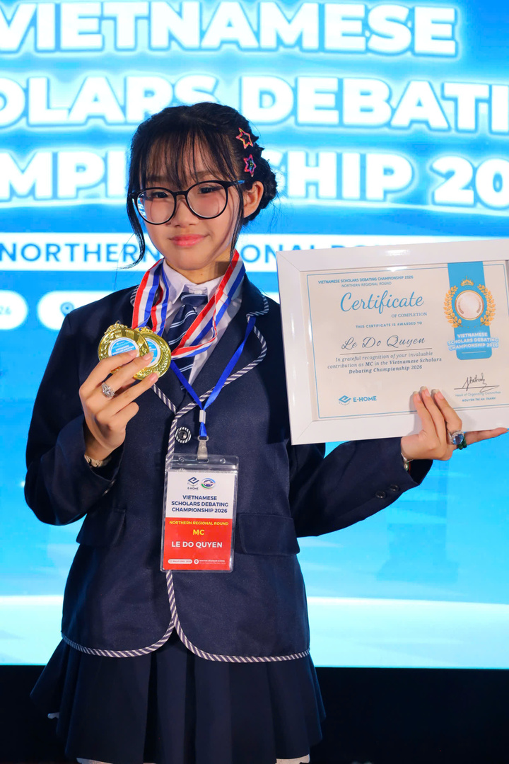 Lê Đỗ Quyên giành 2 huy chương vàng tại giải đấu tranh biện tiếng Anh Vietnamese Scholars Debating Championship 2026