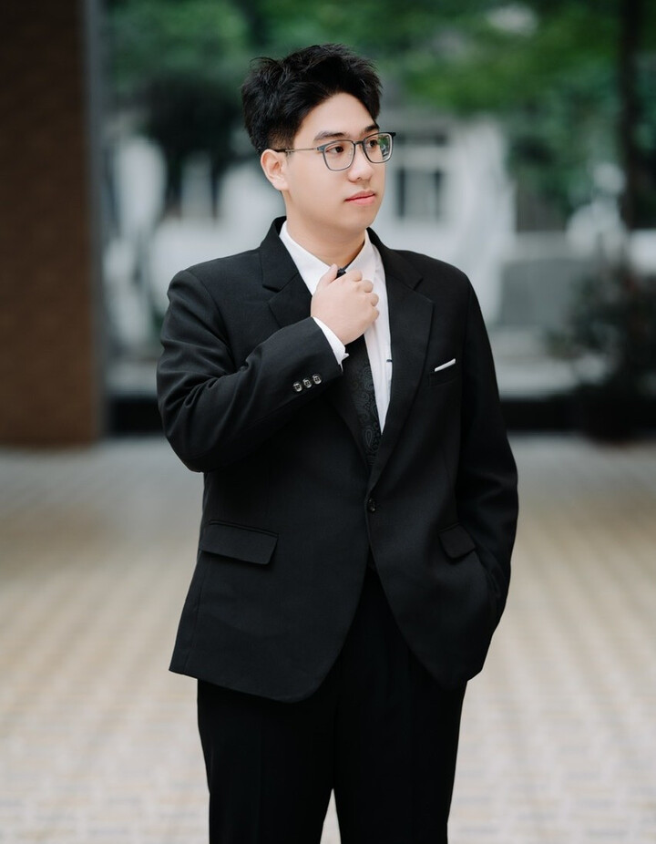 Đặng Công Minh Nghĩa, lớp 12A5 đạt điểm SAT 1600.