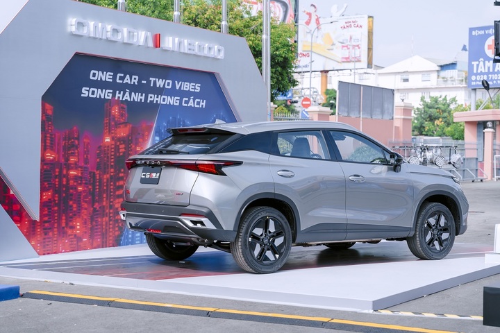 Omoda C5 SHS-H: SUV hybrid giá mềm tiết kiệm xăng, đấu Honda HR-V - 2