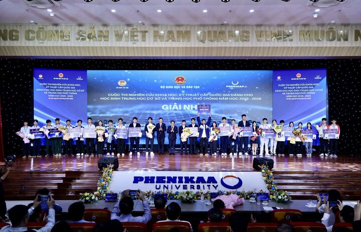 Các dự án giành giải Nhì tại cuộc thi nghiên cứu khoa học, kỹ thuật cấp quốc gia dành cho học sinh trung học năm học 2025-2026. (Ảnh: Moet)