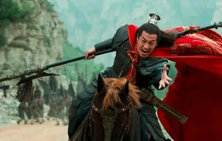 Lã Bố là nhân vật gây nhiều tranh cãi trong Tam quốc diễn nghĩa.