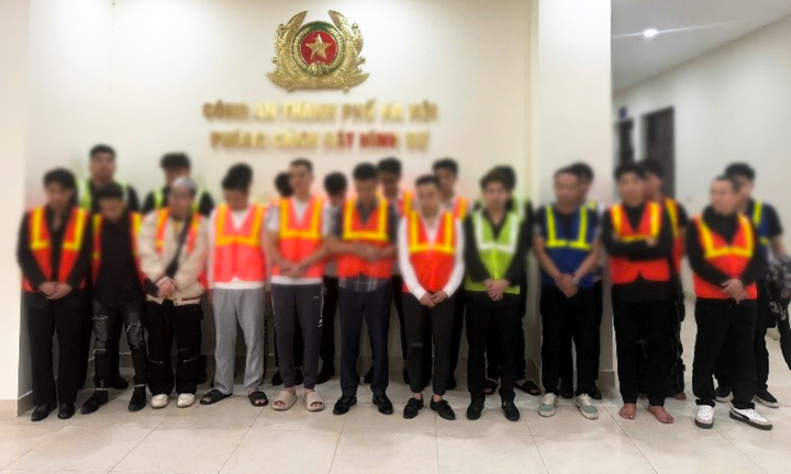 Các bị can trong vụ án. (Ảnh: Công an TP Hà Nội)