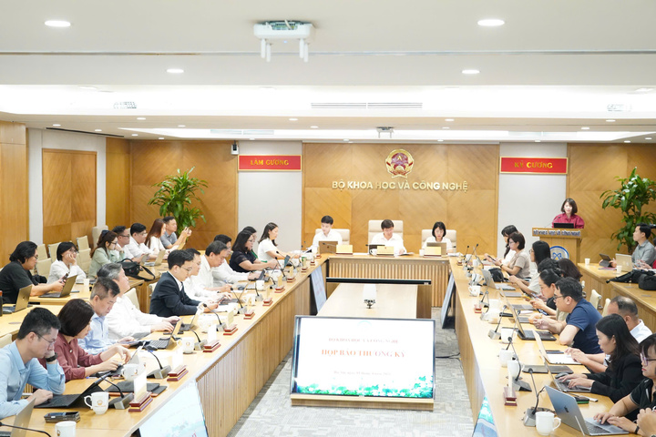 Toàn cảnh họp báo thường kỳ tháng 3 của Bộ Khoa học và Công nghệ.