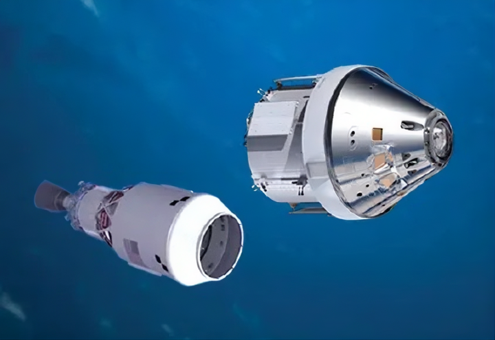 (6) Tàu Orion tách khỏi tầng đẩy ICPS và thực hiện thao tác mô phỏng tiếp cận, minh họa bước thử nghiệm quan trọng trong hành trình Artemis 2. (Nguồn: ESA/NASA)