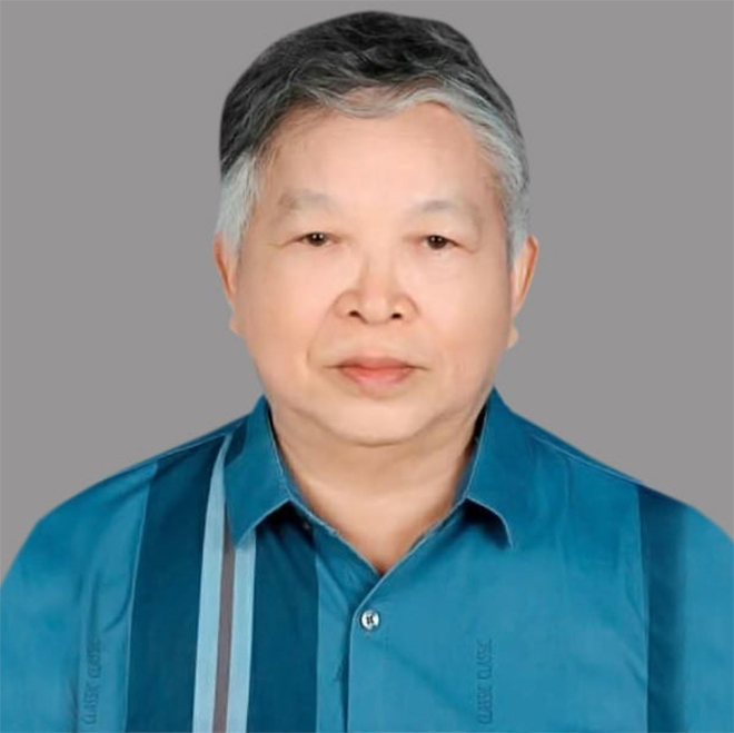 ts to van truong.jpg