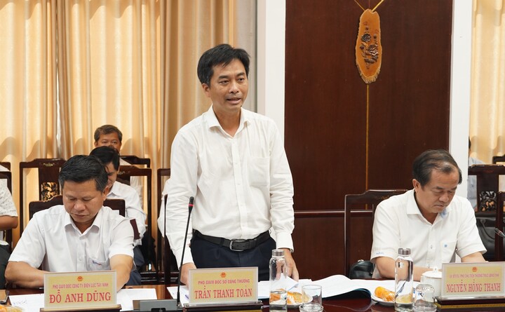 Lãnh đạo Sở Công Thương tỉnh Tây Ninh phát biểu tại buổi làm việc.