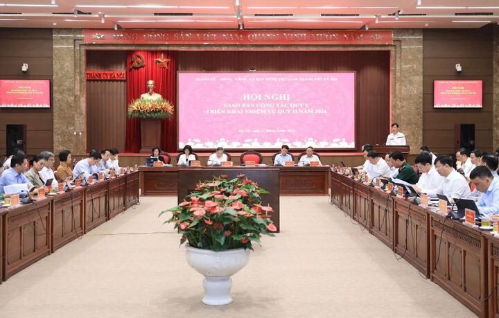 Đại biểu dự hội nghị giao ban thành phố với cơ sở. Ảnh: Quang Thái