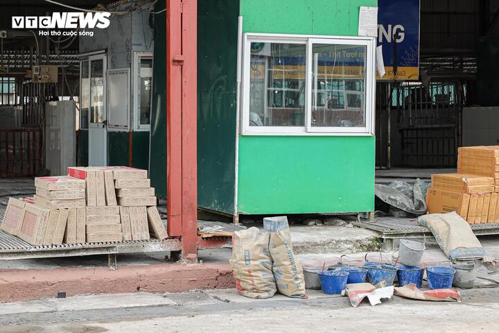 Cận cảnh lò mổ tuồn gần 300 tấn lợn bệnh vào trường học, chợ đầu mối ở Hà Nội - 6