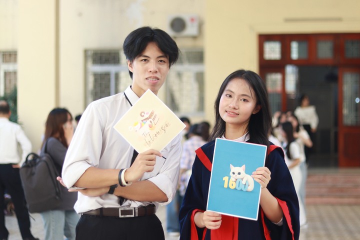 Em Trần Khắc Hiển Long và Đào Minh Phương là sinh viên năm nhất của Đại học Bách Khoa Hà Nội.