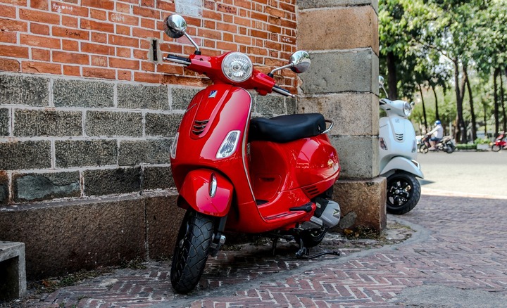 Bảng giá xe Piaggio Vespa LX 125 mới nhất tháng 4/2026 - 3