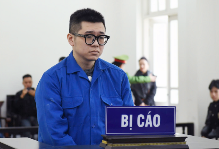 Bị cáo Đặng Chí Thành tại phiên tòa sơ thẩm. Ảnh: CTV