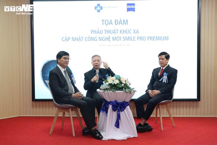 Bệnh viện Mắt Sông Cầu tổ chức toạ đàm chuyên sâu với chủ đề “Phẫu thuật khúc xạ cập nhật công nghệ mới SMILE PRO PREMIUM”.