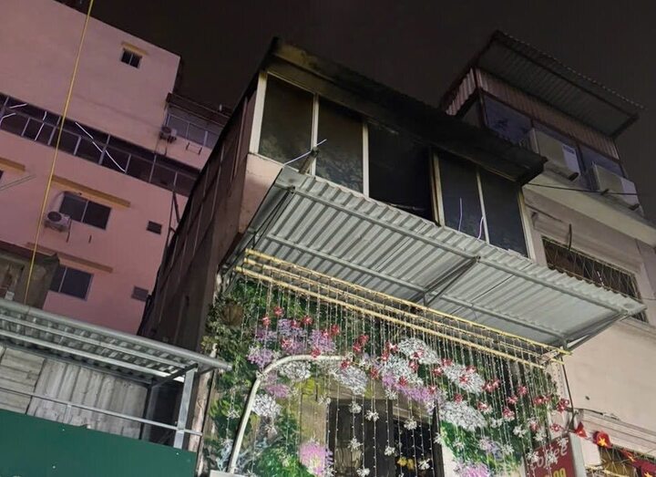 Hiện trường ngôi nhà bị cháy