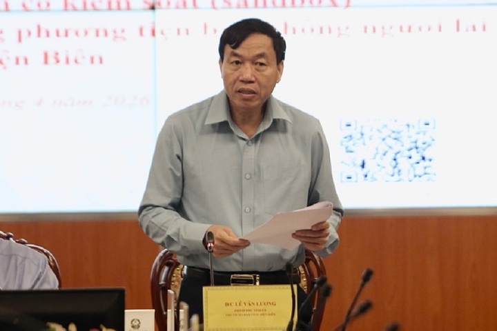 Chủ tịch UBND tỉnh Điện Biên Lê Văn Lương phát biểu tại buổi làm việc.