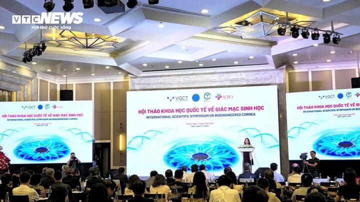 Toàn cảnh Hội thảo khoa học quốc tế về giác mạc sinh học ngày 4/4.