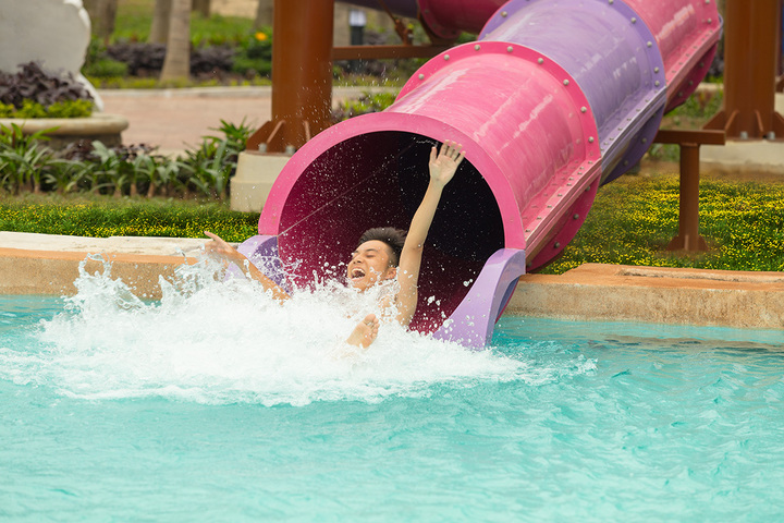 Công viên nước Lốc Xoáy Sun World Ha Long mở cửa ngày 12/4, vé chỉ 150.000 đồng - 2