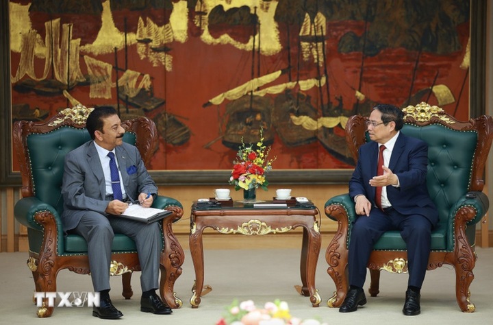 Thủ tướng Phạm Minh Chính tiếp ông Yousef Ashour Al-Sabbagh, Đại sứ Kuwait tại Việt Nam. (Ảnh: Dương Giang/TTXVN)