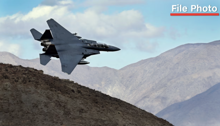 Tiêm kích F-15E Strike Eagle của Mỹ. (Ảnh: AP)