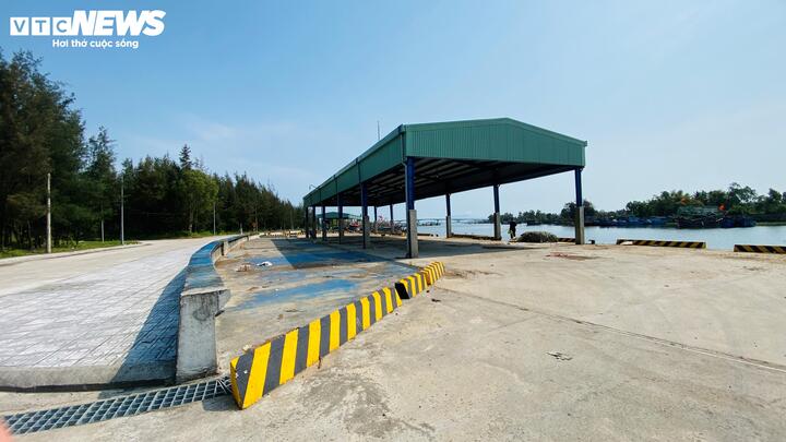 Cảng cá 120 tỷ đồng ở Đà Nẵng xây xong "chỉ để ngắm".