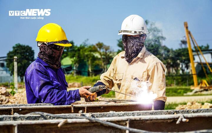 Ngày 6/4, nắng nóng bao trùm nhiều khu vực trên cả nước. (Ảnh minh hoạ)