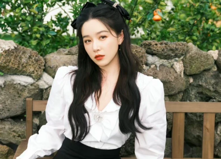 Hám Thanh Tử gây ấn tượng với ngoại hình nổi bật, thậm chí đạt điểm cao ở công diễn dù còn hạn chế về giọng hát.