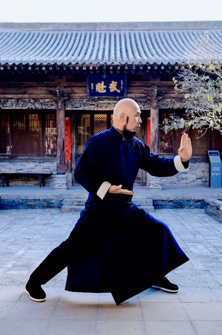 Điêu Sơn Đa từng dẫn võ tăng Thiếu Lâm đi biểu diễn ở nhiều nơi trên thế giới