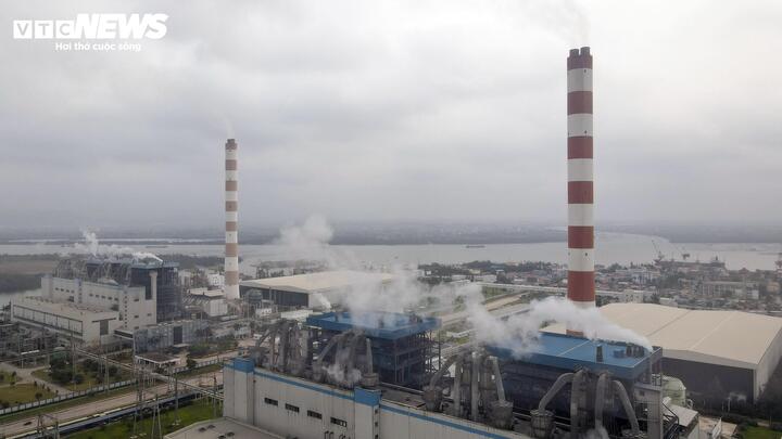 Nhà máy Nhiệt điện Hải Phòng 1, 2 (phường Nam Triệu, TP Hải Phòng)