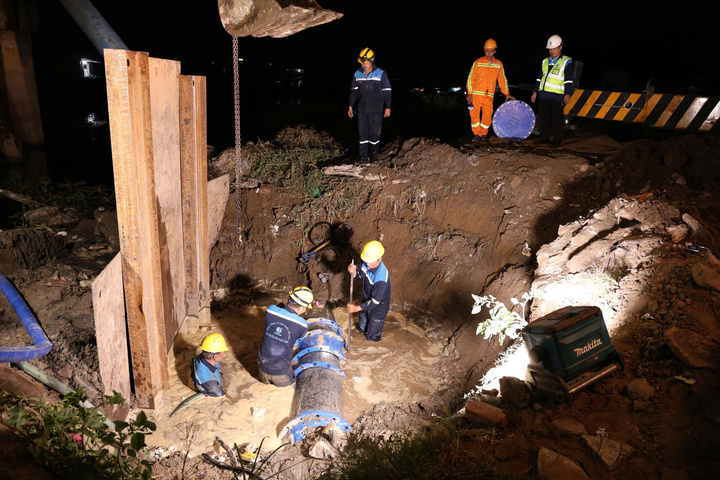 Mùa khô năm nay, Sawaco triển khai đồng bộ nhiều nhóm giải pháp từ nguồn, nhà máy đến mạng lưới phân phối và công tác ứng phó sự cố nhằm cấp nước ổn định cho người dân và doanh nghiệp.