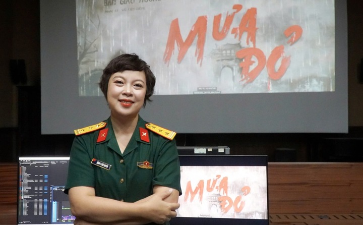 NSƯT Đặng Thái Huyền là nữ đạo diễn "trăm tỷ" hiếm hoi của màn ảnh Việt.