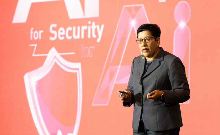 Bà Ruma Balasubramanian, Chủ tịch Check Point Software Technologies khu vực châu Á-Thái Bình Dương và Nhật Bản, chia sẻ tại hội thảo. (Ảnh: NCA)