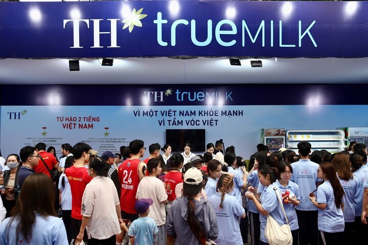 Gian hàng "Vì một Việt Nam khỏe mạnh – Vì tầm vóc Việt" là điểm nhấn nổi bật của sự kiện.