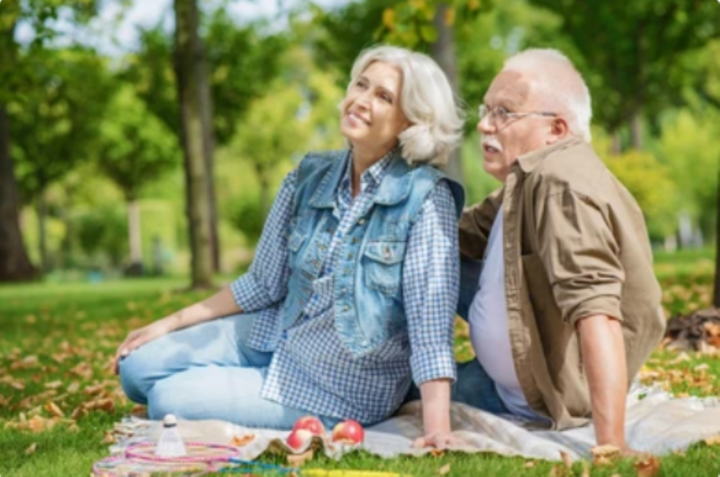 5 việc phụ nữ trên 50 nên làm mỗi ngày trước 9h sáng- Ảnh 2.