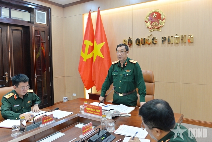 Thượng tướng Phạm Hoài Nam chủ trì hội nghị.