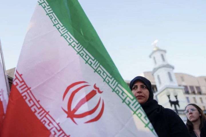 Nhiều bên mong chờ cuộc đàm phán ngừng bắn giữa Mỹ và Iran. (Ảnh: ANADOLU)