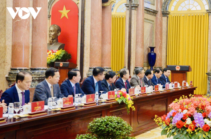 Các đại biểu dự hội nghị.